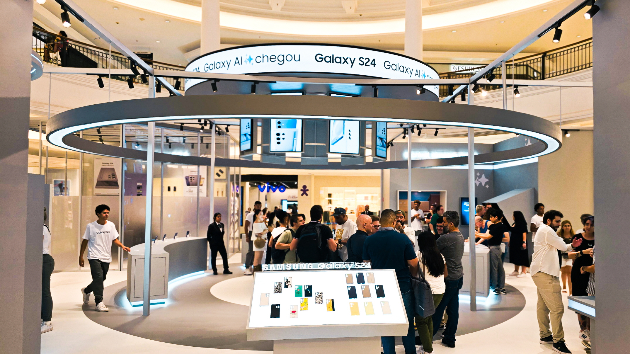 Samsung introduceert mogelijk kosten voor AI-functies in Galaxy over twee jaar Samsung introduceert mogelijk kosten voor AI-functies in Galaxy over twee jaar